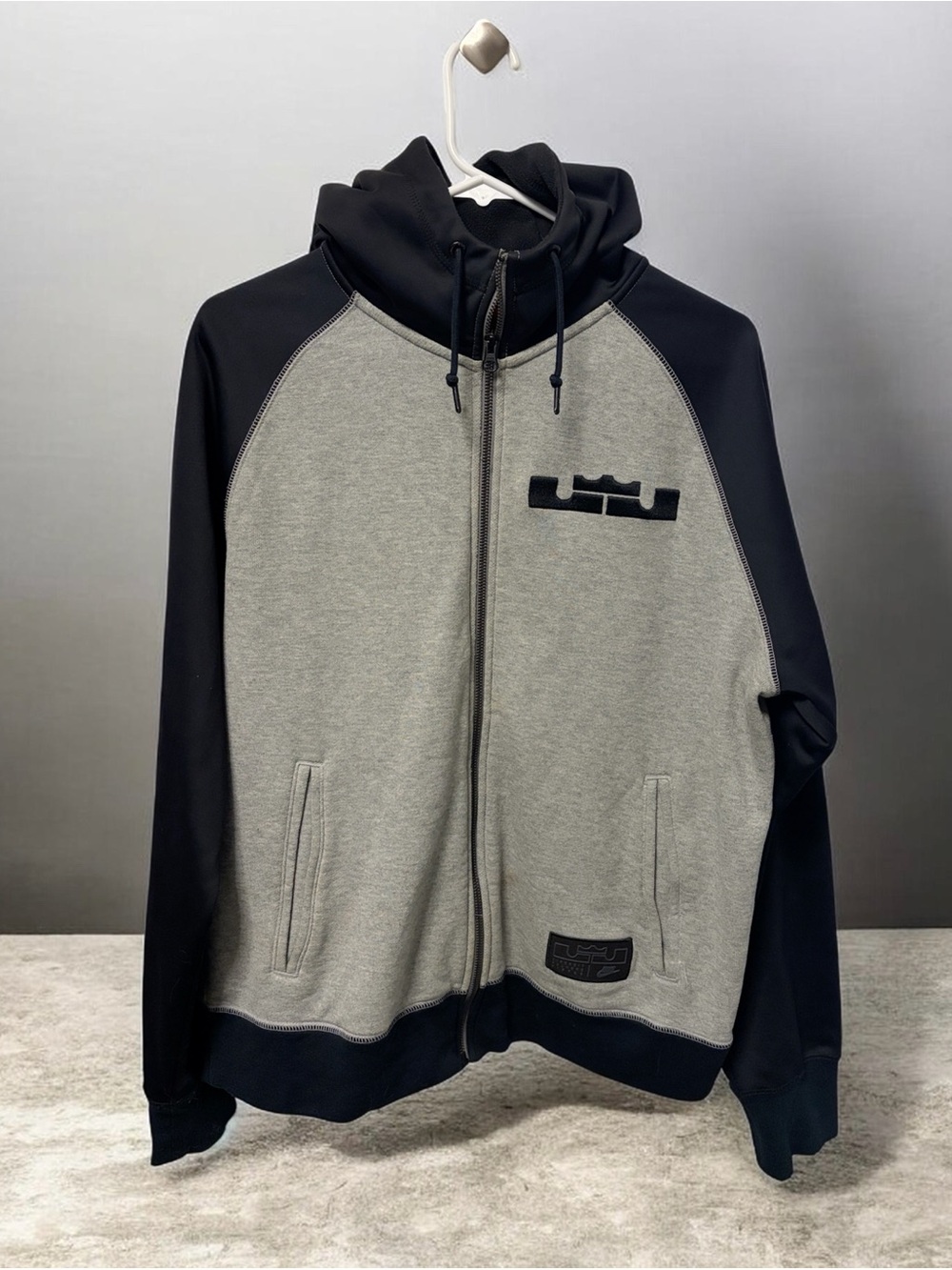 Nike Men’s Grey and Black Full-Zip Hoodie